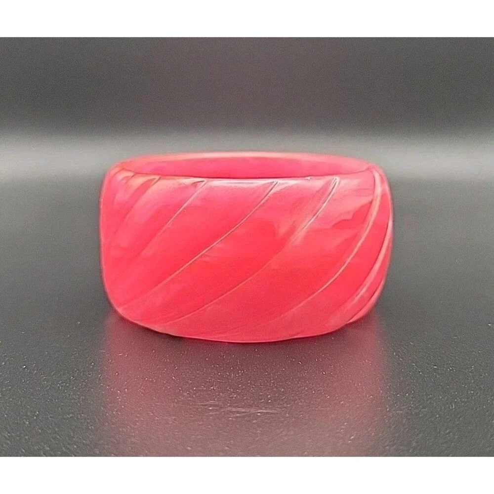 Vintage Chunky Bangle Bracelet Lot 3 Pink Tiger Lucite Carved Resin Wood Leaf